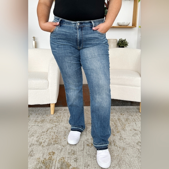 New Arrival!! Judy Blue Full Size Mid Rise Release Hem Jeans - Picture 8 of 16